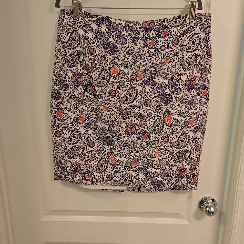 Ann Taylor Floral Print Skirt - Multicolor Size 14 EUC